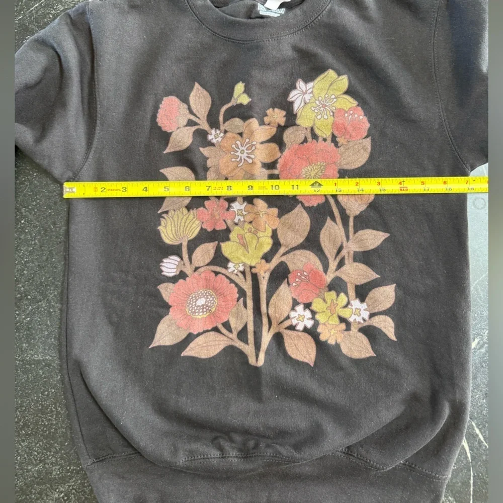 Fifth Sun SMALL Black, Brown, and Red Fall Floral Crew Neck Sweatshirt - Picture 4 of 7